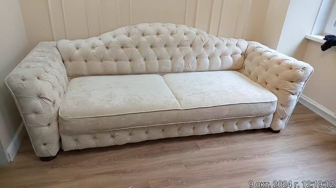 Обивка дивана. Петрово-Дальнее